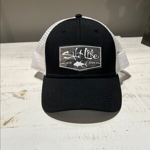 Salt Life Classic Black and White Cap